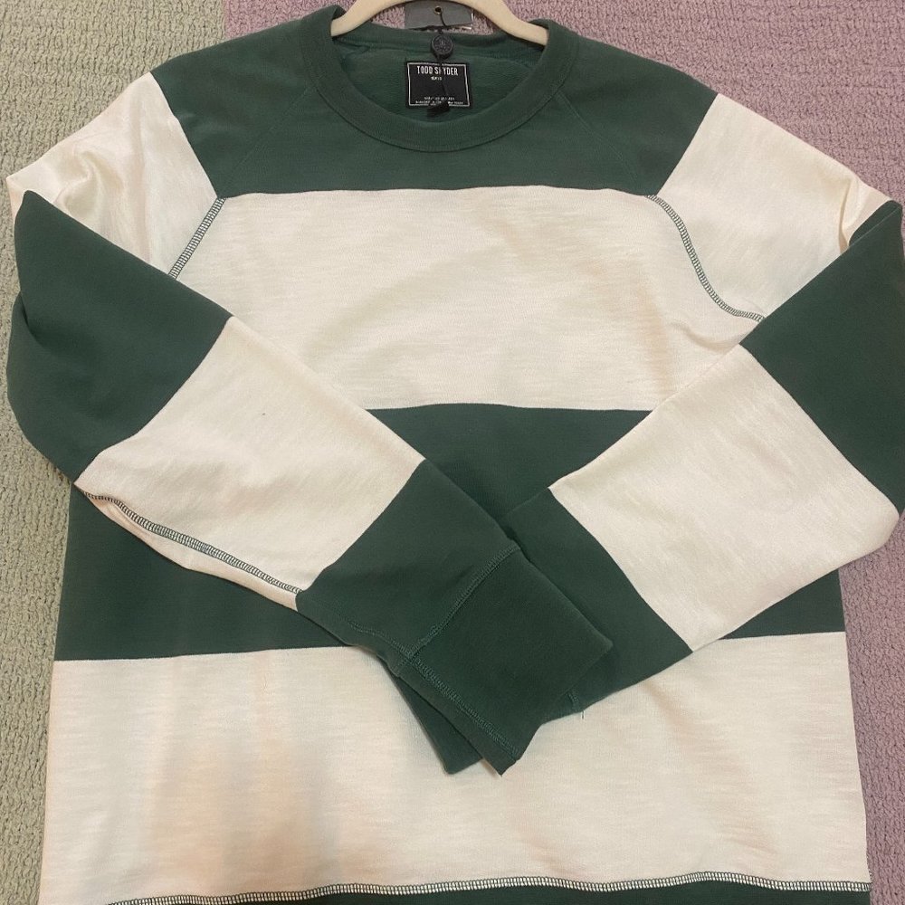 Bold Stripe Sweatshirt in Hunt Club